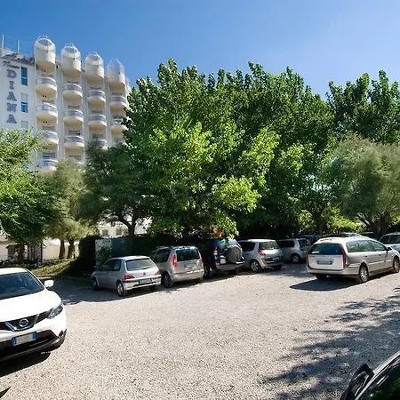 Nuovo Diana فندق سينِغاليا