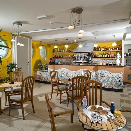 فندق Nuovo Diana سينِغاليا