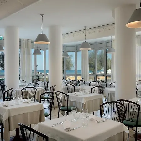 Nuovo Diana 酒店 3*