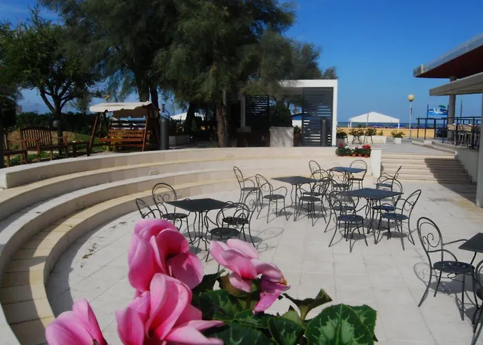 فندق Nuovo Diana سينِغاليا