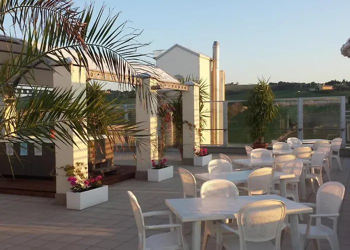 Nuovo Diana فندق سينِغاليا