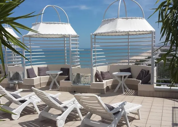 Nuovo Diana فندق سينِغاليا