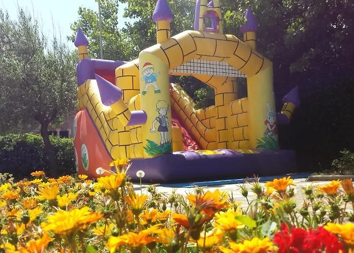 فندق Nuovo Diana سينِغاليا